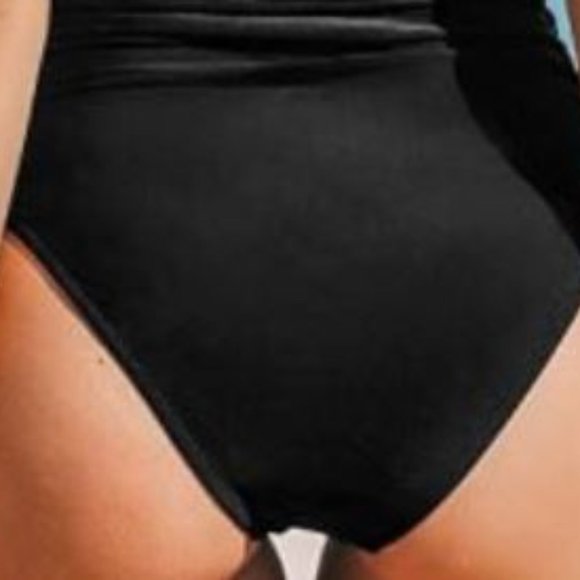 Women's Halter One Piece Cutout Swimsuits High Neck Flattering Bathing Suits - Picture 6 of 6